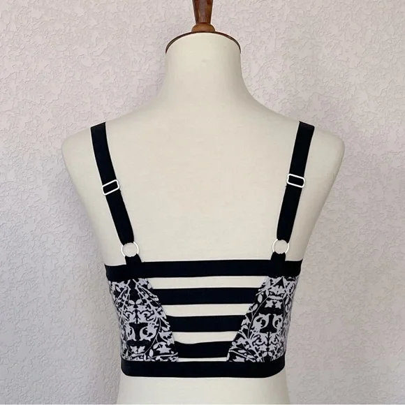 Intimately by Free People black and white floral print bralette top - Picture 2 of 2